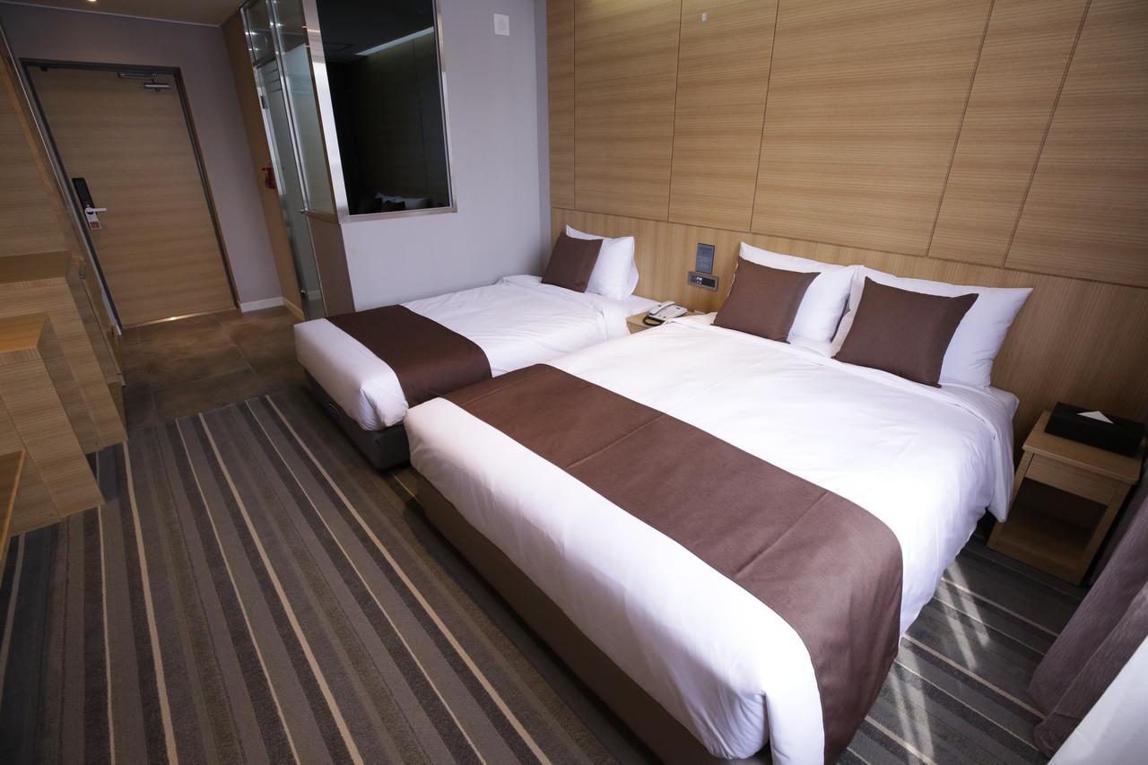 Honors Hotel Hwaseong Exterior photo