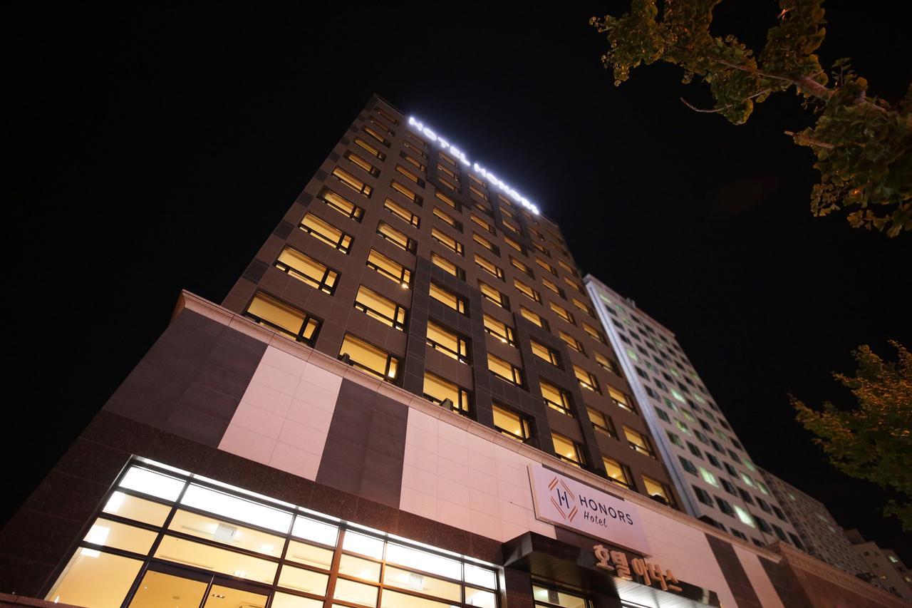 Honors Hotel Hwaseong Exterior photo